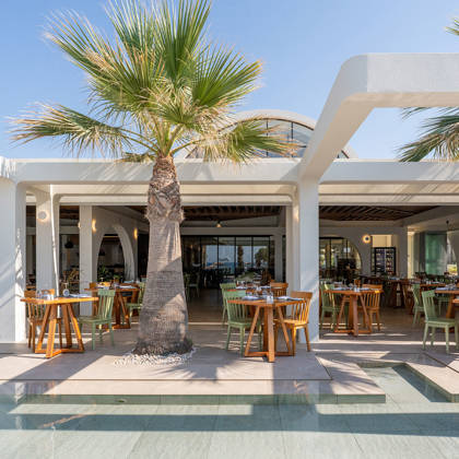 Paralos-Kosta-Alimia-Restaurant-Levante-2.jpg