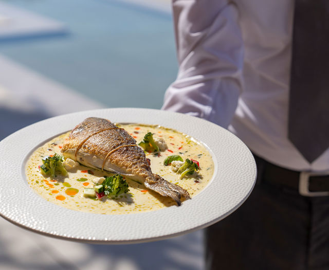 10-Traditional-Cretan-dishes-you-must-try.jpg