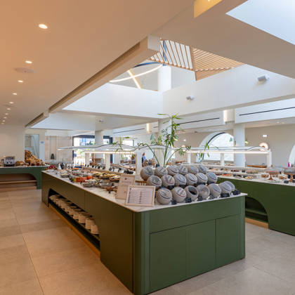 Paralos-Kosta-Alimia-Buffet-2.jpg