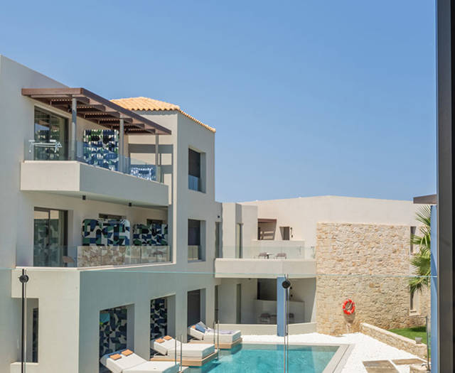 Paralos-Kosta-Alimia-Pure-Luxe-Junior-Suite-SSV-3.jpg