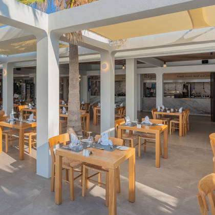 Paralos-Kosta-Alimia-Restaurant-Kalesma-2.jpg