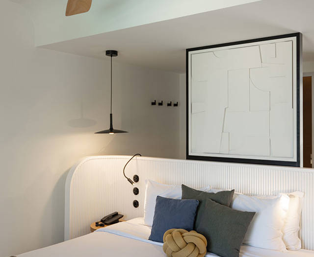 Paralos-Kosta-Alimia-Pure-Luxe-Junior-Suite-SSV-7.jpg