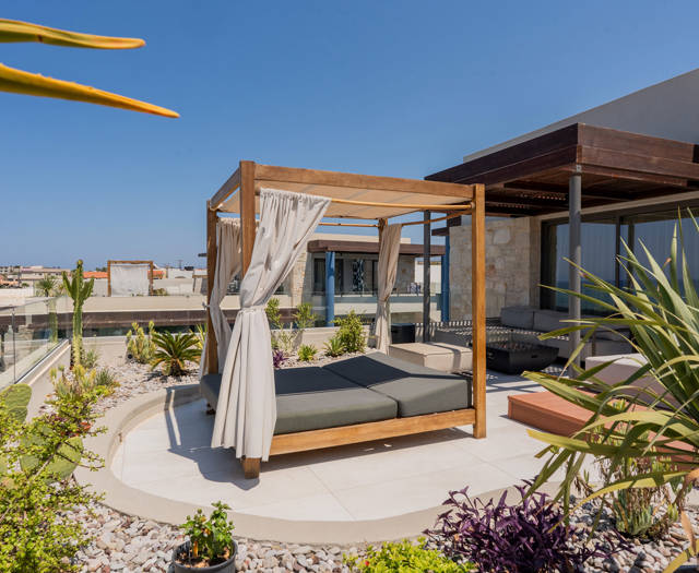 Paralos-Kosta-Alimia-Room-Retreat-Room-DSV-Heated-Hydro-Tub-Gazebo-12.jpg