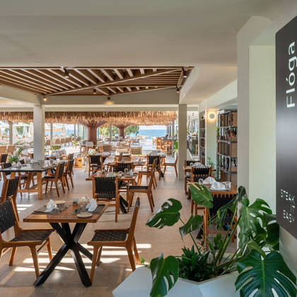 Paralos-Kosta-Alimia-Restaurant-Floga-1.jpg